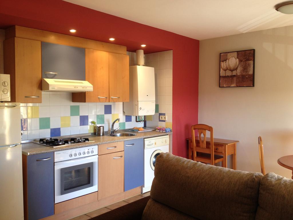 Apartamentos Residencial Fornocal Alquézar Rum bild