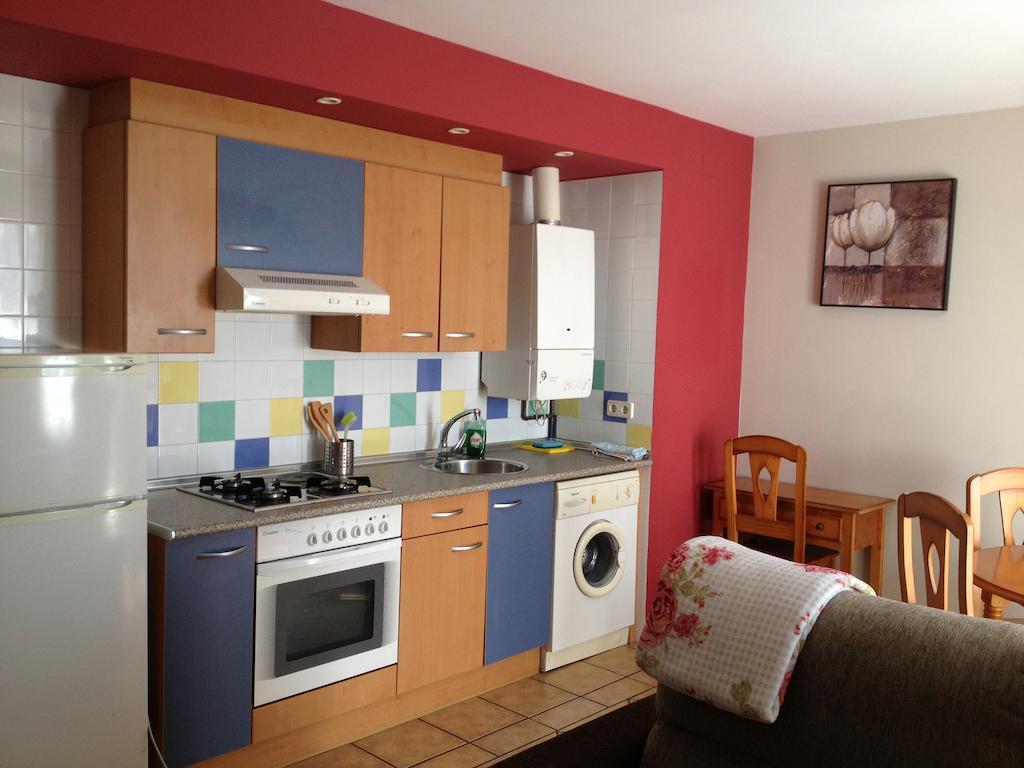Apartamentos Residencial Fornocal Alquézar Rum bild