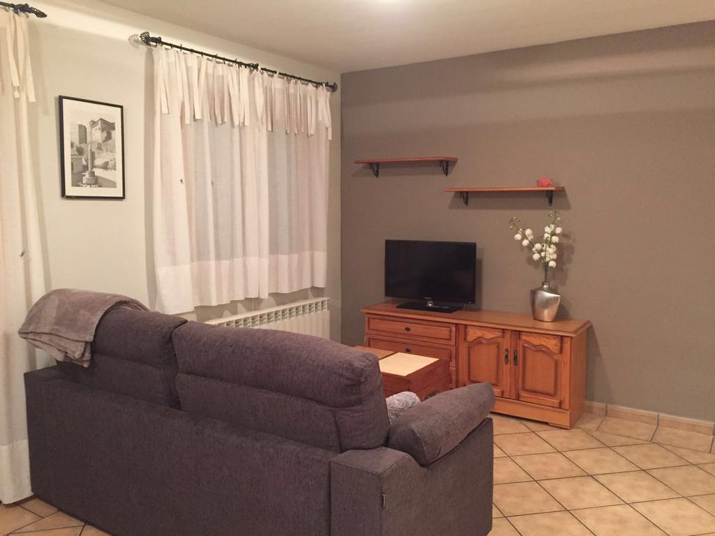 Apartamentos Residencial Fornocal Alquézar Exteriör bild